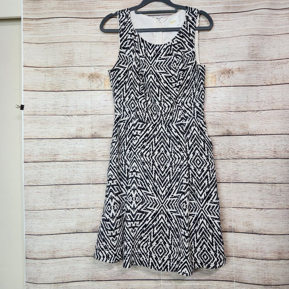 Anthropologie MAEVE Women Dress 4 Sleeveless Black Beige Geometric Sheath Zipper